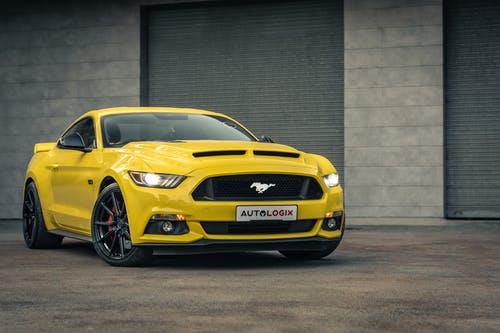 有关停, 兜帽, 卷起门的免费素材图片