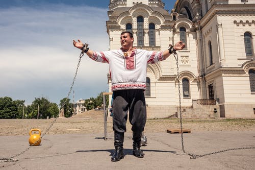 有关人, 双臂伸出, 張開雙臂的免费素材图片