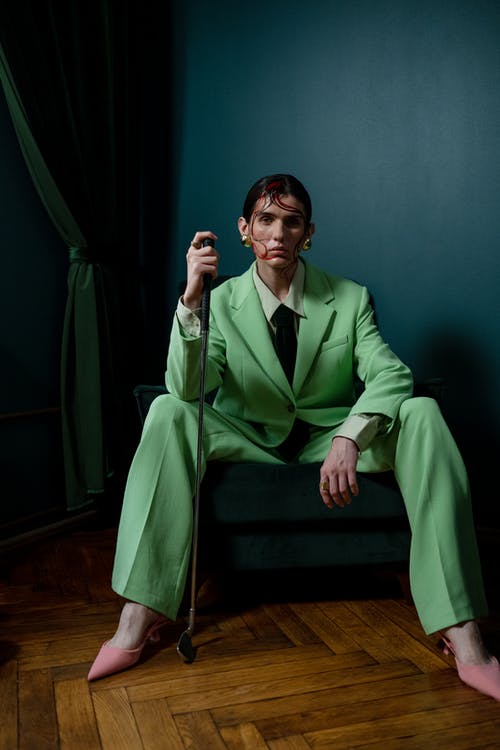 有关人, 发链, 單人沙發的免费素材图片