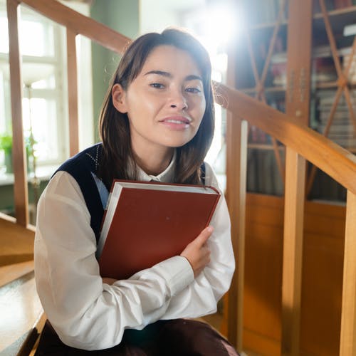 有关圖書, 圖書館, 坐下的免费素材图片