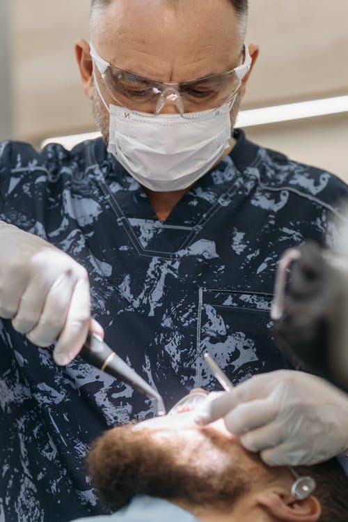 有关人, 垂直拍摄, 專業的免费素材图片