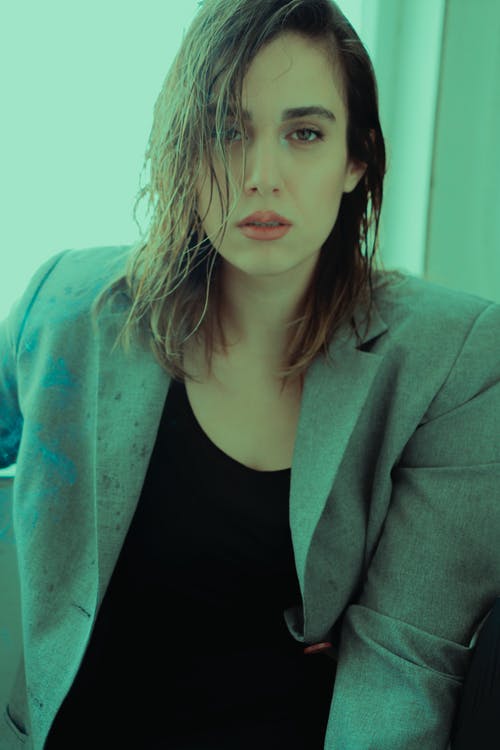 有关人, 垂直拍摄, 女人的免费素材图片