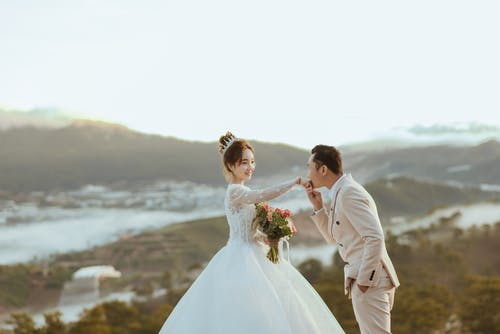 有关一束鲜花, 套裝, 婚禮的免费素材图片