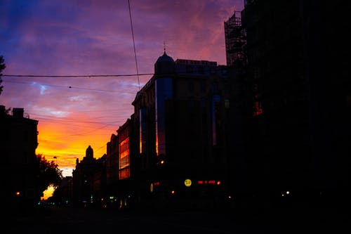 有关低角度拍攝, 側面, 反射的免费素材图片
