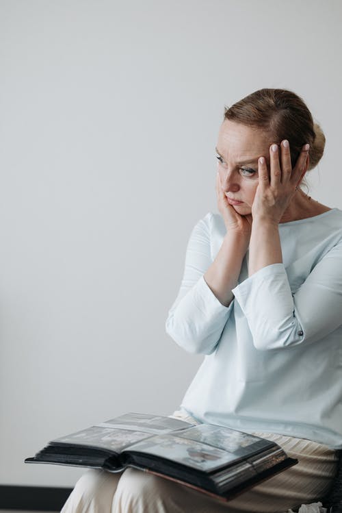 有关不快樂, 傷心, 压抑的免费素材图片