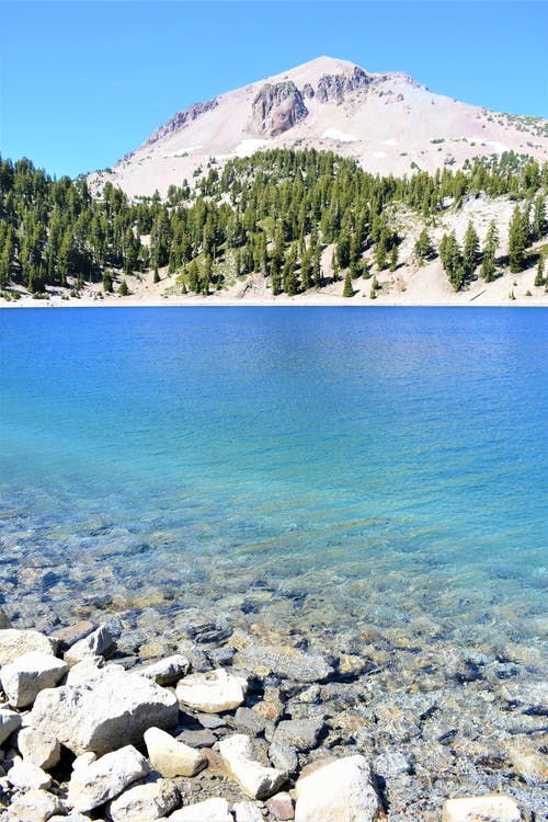 有关垂直拍摄, 山, 山腰的免费素材图片