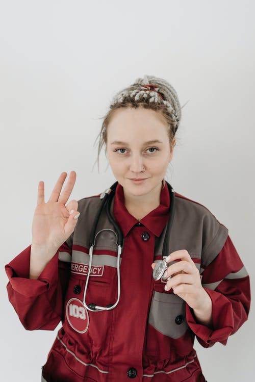 有关emt, 女人, 护理人员的免费素材图片