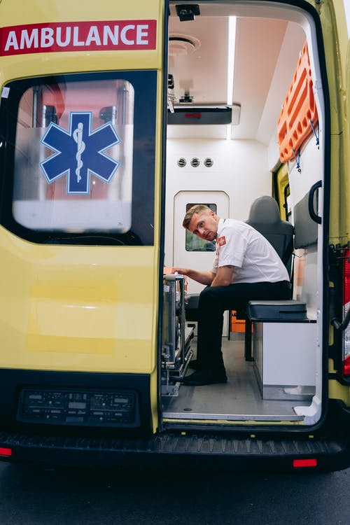 有关人, 制服, 卫生保健的免费素材图片