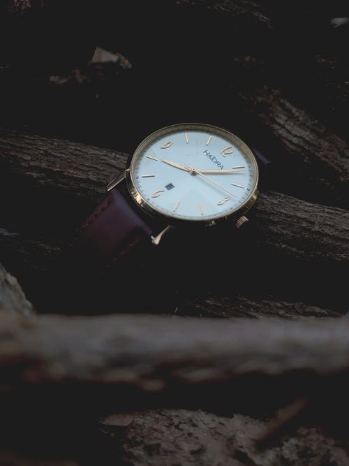 有关Analog Watch 美國手錶品牌, 中午, 产品摄影的免费素材图片