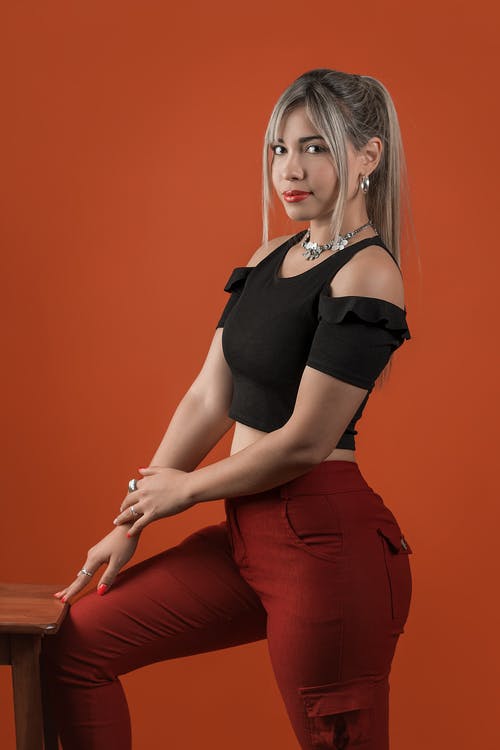 有关垂直拍摄, 女人, 擺姿勢的免费素材图片