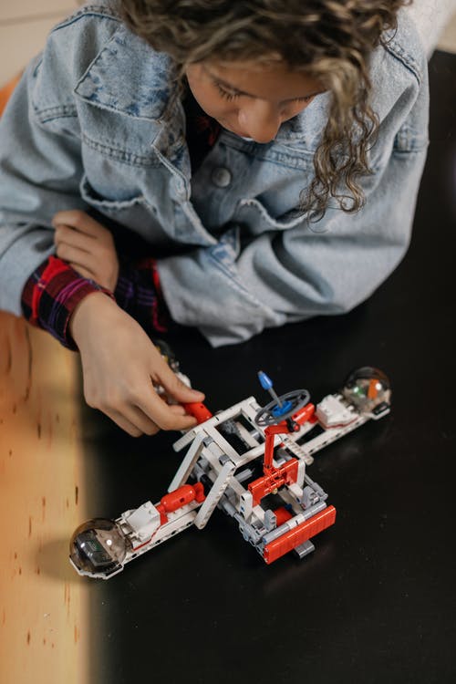 有关一般開銷, 看着的免费素材图片