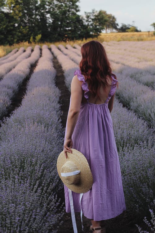 有关垂直拍摄, 太陽帽, 女人的免费素材图片