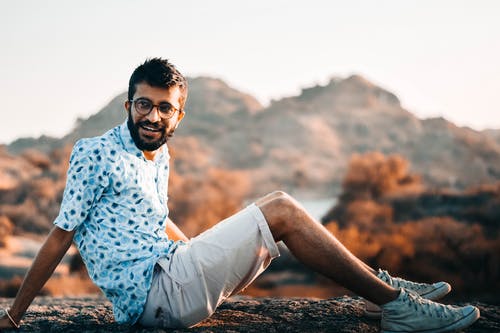 有关人, 坐, 快樂的免费素材图片