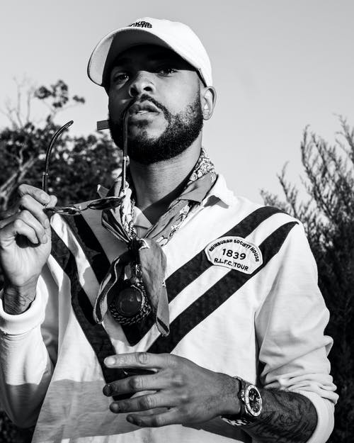 有关人, 單色, 垂直拍摄的免费素材图片