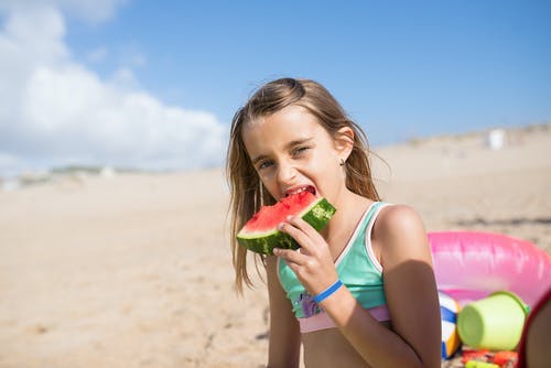 有关兒童, 吃, 夏天的免费素材图片