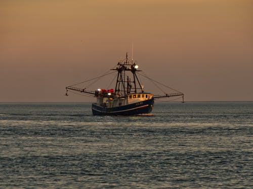 有关拖网渔船, 旅行, 日落的免费素材图片