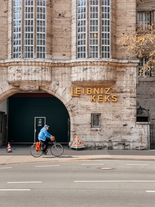 有关一边走, 人, 外觀的免费素材图片