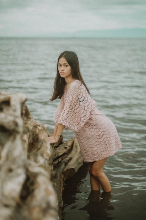 有关人, 垂直拍摄, 女孩的免费素材图片