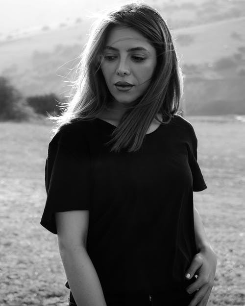 有关垂直拍摄, 女人, 擺姿勢的免费素材图片