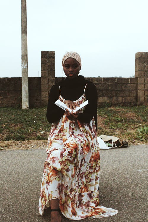 有关包裝, 围栏, 坐的免费素材图片