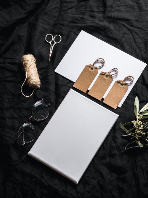 有关剪刀, 垂直拍摄, 头顶射击的免费素材图片