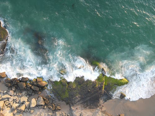 有关岩石的, 撞击波浪, 景觀的免费素材图片
