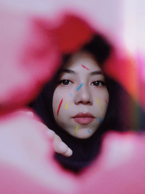 有关垂直拍摄, 塗料, 年輕的免费素材图片