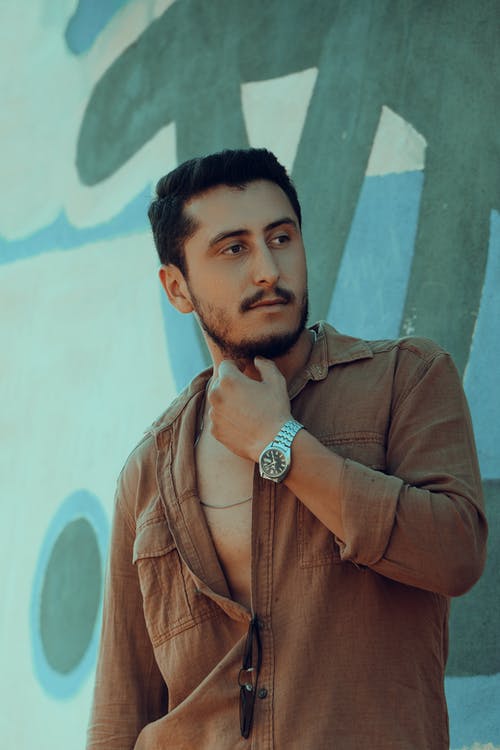 有关人, 垂直拍摄, 戶外的免费素材图片