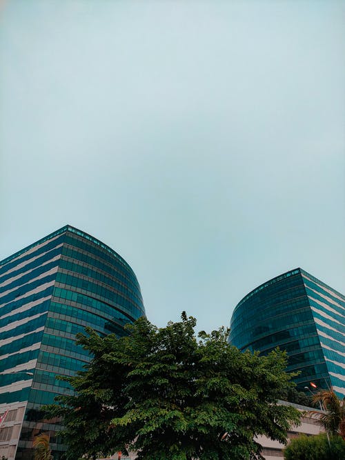 有关垂直拍摄, 壞心情, 建築的免费素材图片