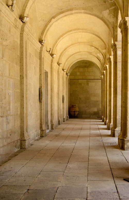 有关垂直拍摄, 拱形, 灰色混凝土的免费素材图片