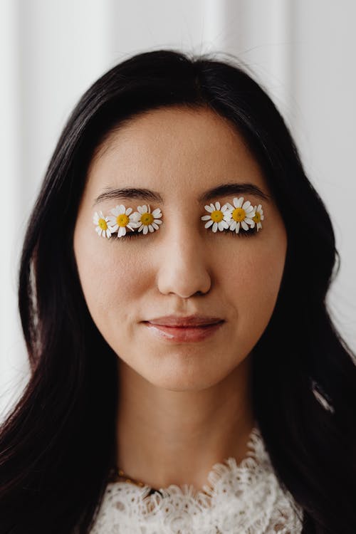 有关咖啡色頭髮的女人, 垂直拍摄, 漂亮的免费素材图片