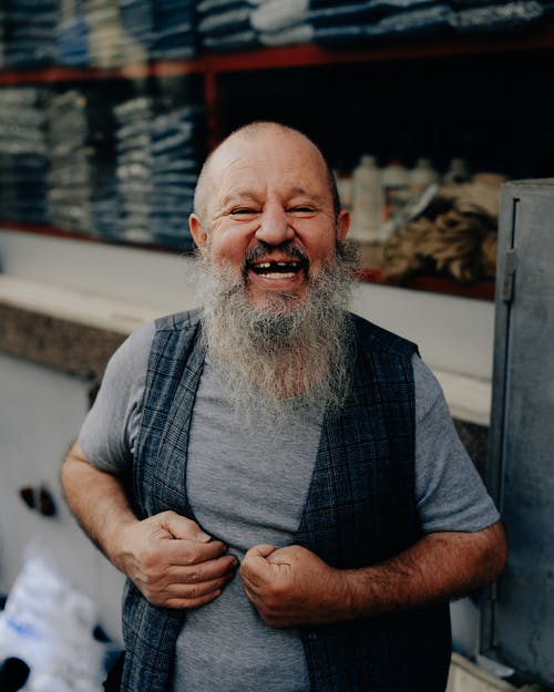 有关垂直拍摄, 快樂, 有胡子的人的免费素材图片