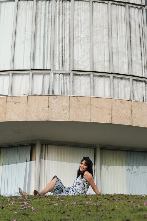 有关个性, 乐天派, 从下面的免费素材图片