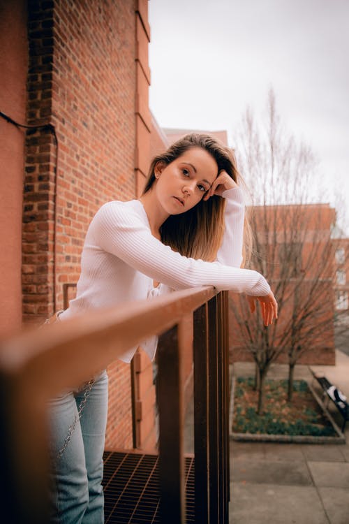 有关垂直的, 天使, 女人的免费素材图片