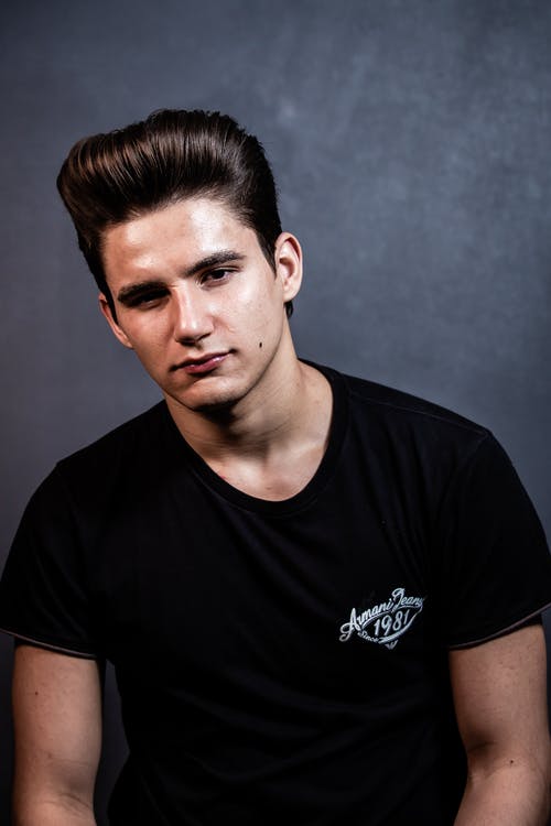 有关人, 垂直拍摄, 棕髮的免费素材图片