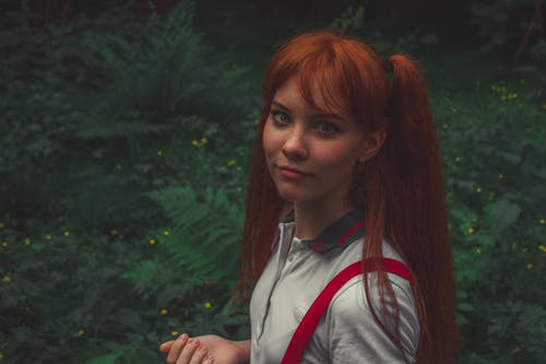 有关polo衫, 人, 女人的免费素材图片