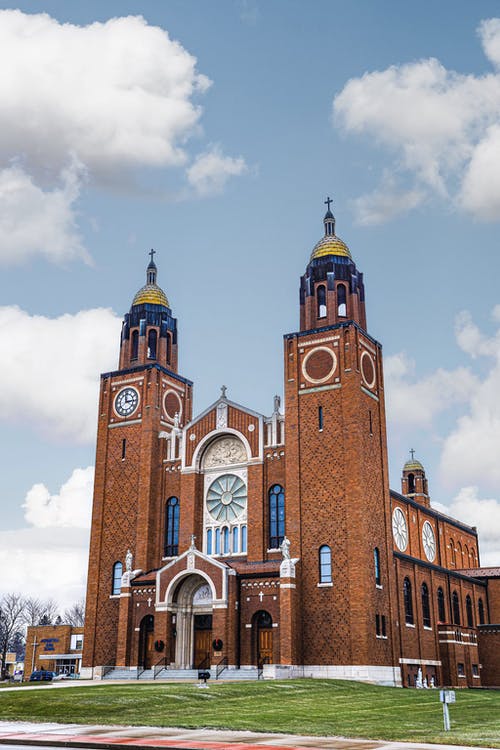 有关垂直拍摄, 大教堂, 建築的免费素材图片