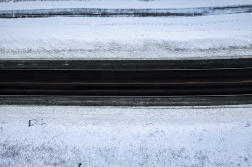 有关交通系統, 冬季, 柏油路的免费素材图片