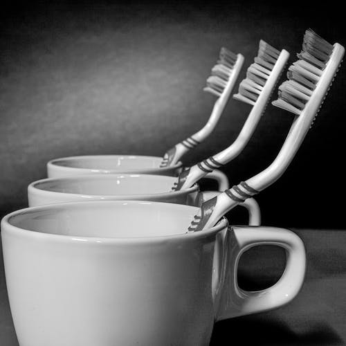 有关單色, 杯, 灰階的免费素材图片