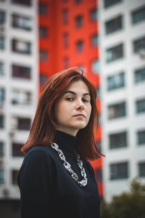 有关人, 垂直拍摄, 女人的免费素材图片