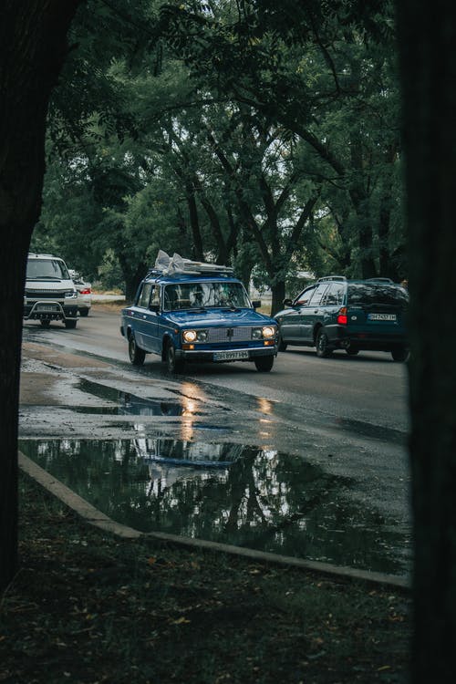 道路上的车辆 · 免费素材图片