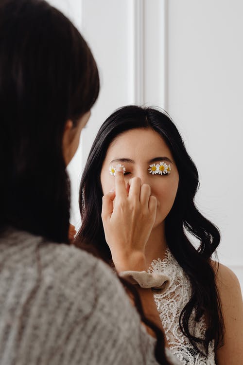 有关咖啡色頭髮的女人, 垂直拍摄, 女性的免费素材图片