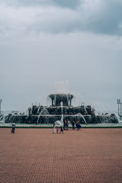 大型喷泉 · 免费素材图片