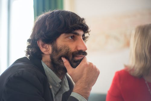 有关人, 側面圖, 室內的免费素材图片