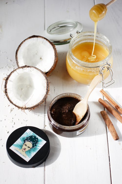 有关垂直拍摄, 有機, 木桌的免费素材图片