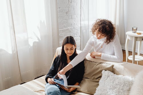 有关Throw Pillows, 一起, 坐的免费素材图片