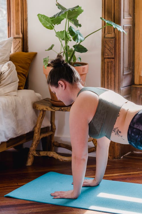 有关人, 刺青, 在家锻炼的免费素材图片