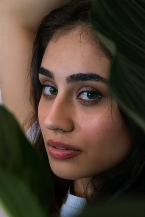 有关垂直拍摄, 大頭貼, 女人的免费素材图片