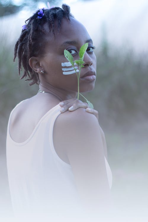 有关人, 回頭看, 垂直拍摄的免费素材图片