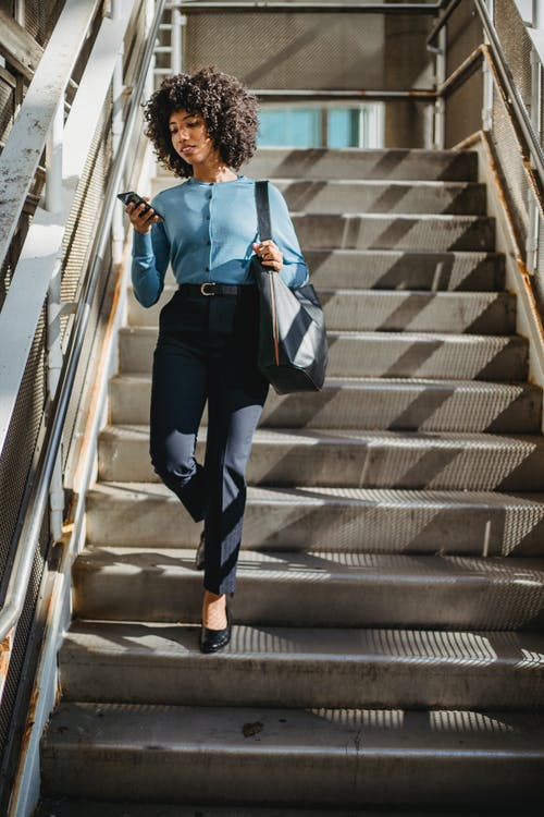 有关下降, 垂直拍摄, 女人的免费素材图片